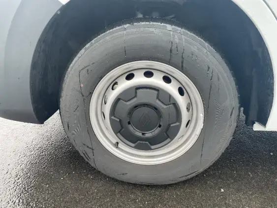 RENAULT MASTER IV - voiture d'occasion - Photo 23