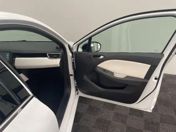 RENAULT CLIO V - voiture d'occasion - Photo 20