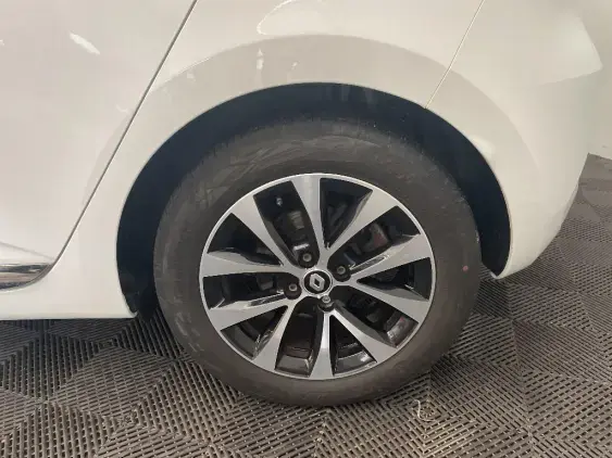 RENAULT CLIO V - voiture d'occasion - Photo 24