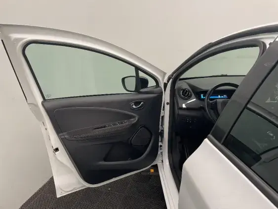 RENAULT ZOE - voiture d'occasion - Photo 19