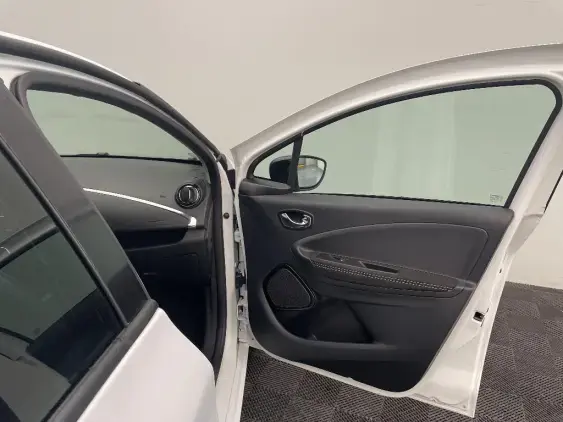 RENAULT ZOE - voiture d'occasion - Photo 20