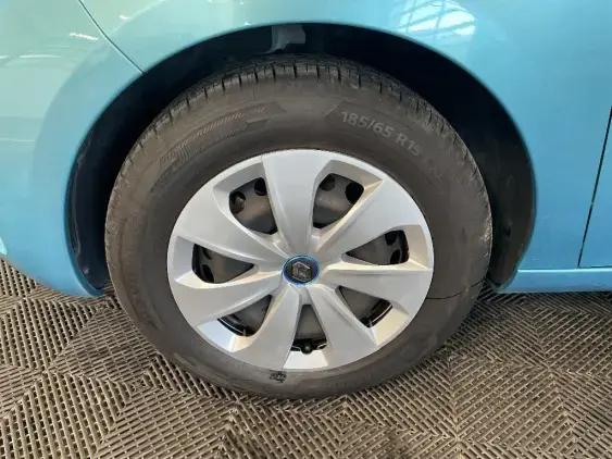 RENAULT ZOE - voiture d'occasion - Photo 23