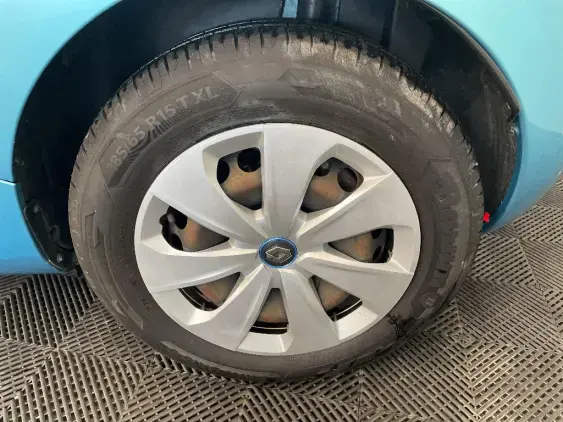 RENAULT ZOE - voiture d'occasion - Photo 24