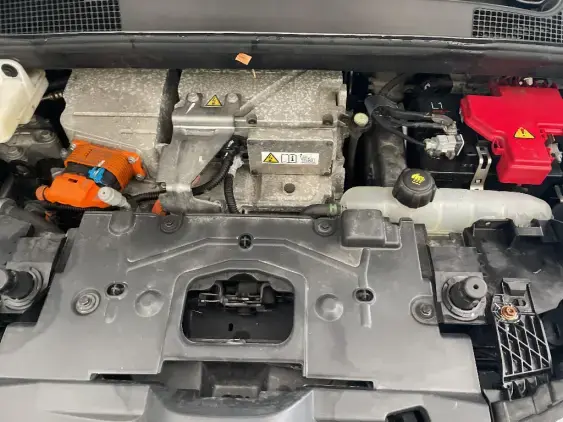 RENAULT ZOE - voiture d'occasion - Photo 21