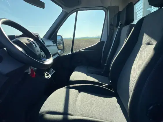 RENAULT MASTER III - voiture d'occasion - Photo 18