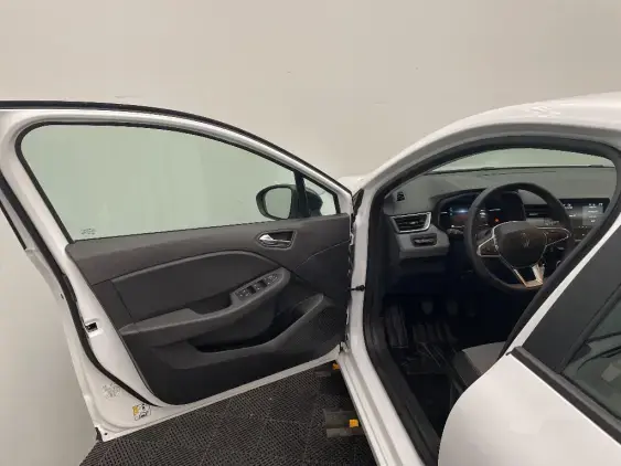 RENAULT CLIO V - voiture d'occasion - Photo 19