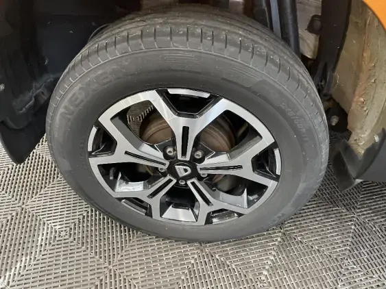 DACIA DUSTER II - voiture d'occasion - Photo 25