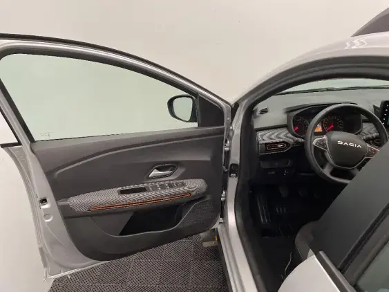 DACIA SANDERO III - voiture d'occasion - Photo 19