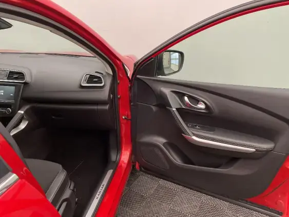 RENAULT KADJAR - voiture d'occasion - Photo 20