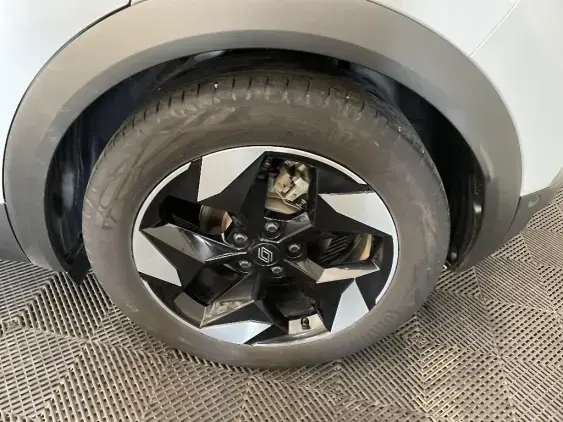 RENAULT CAPTUR II - voiture d'occasion - Photo 24