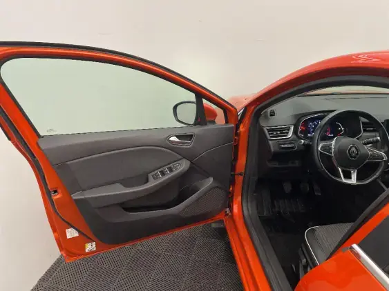 RENAULT CLIO V - voiture d'occasion - Photo 19