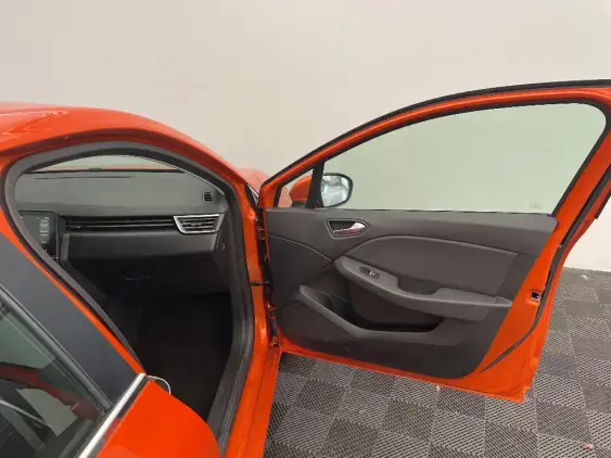 RENAULT CLIO V - voiture d'occasion - Photo 20