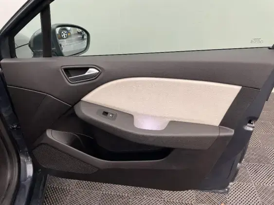 RENAULT CLIO V - voiture d'occasion - Photo 20