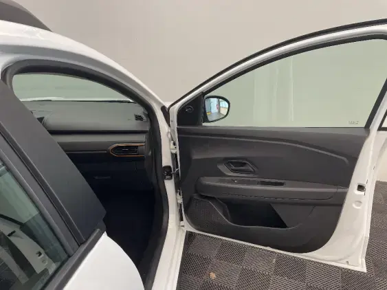 DACIA SANDERO III - voiture d'occasion - Photo 20