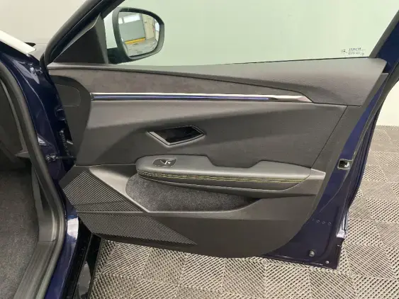 RENAULT MEGANE V - voiture d'occasion - Photo 20