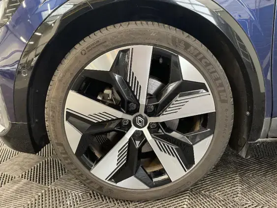 RENAULT MEGANE V - voiture d'occasion - Photo 23