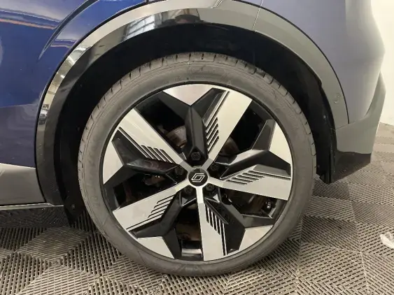 RENAULT MEGANE V - voiture d'occasion - Photo 24