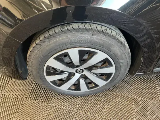 RENAULT CLIO V - voiture d'occasion - Photo 23