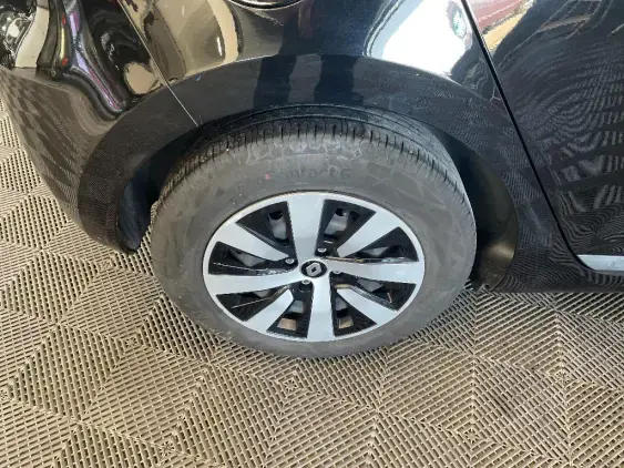 RENAULT CLIO V - voiture d'occasion - Photo 25