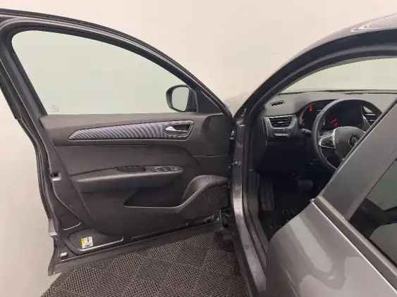 RENAULT ARKANA - voiture d'occasion - Photo 19