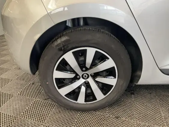 RENAULT CLIO V - voiture d'occasion - Photo 25