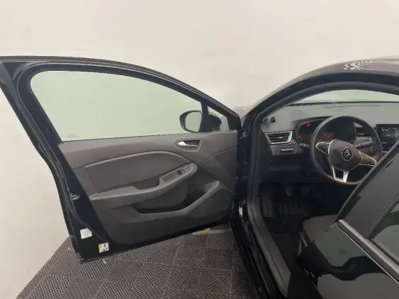 RENAULT CLIO V - voiture d'occasion - Photo 19