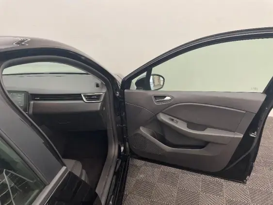 RENAULT CLIO V - voiture d'occasion - Photo 20