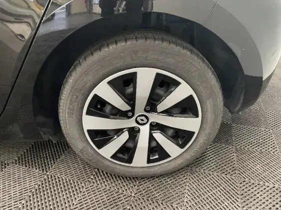 RENAULT CLIO V - voiture d'occasion - Photo 24