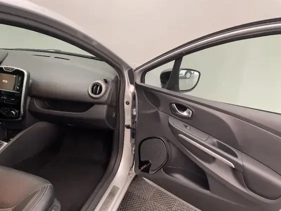 RENAULT CLIO IV - voiture d'occasion - Photo 20