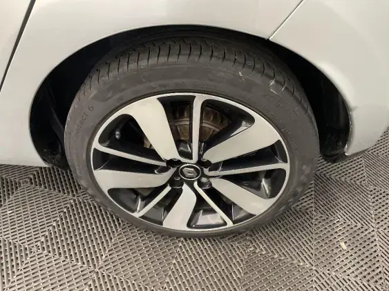 RENAULT CLIO IV - voiture d'occasion - Photo 24