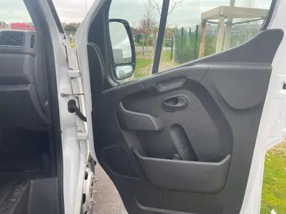 RENAULT MASTER III - voiture d'occasion - Photo 20