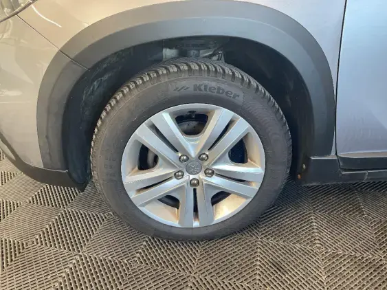 PEUGEOT 2008 - voiture d'occasion - Photo 23