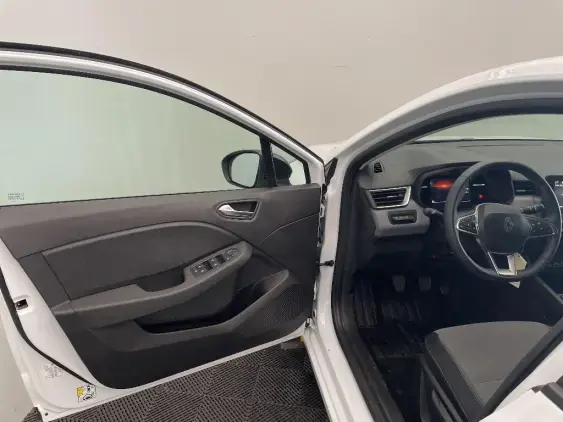 RENAULT CLIO V - voiture d'occasion - Photo 19