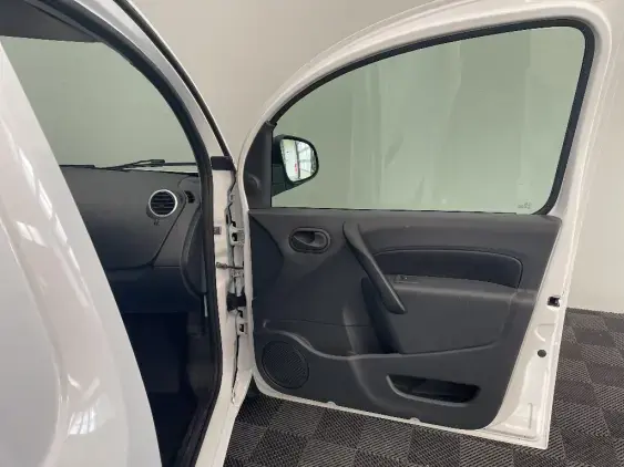 RENAULT KANGOO EXPRESS II - voiture d'occasion - Photo 20