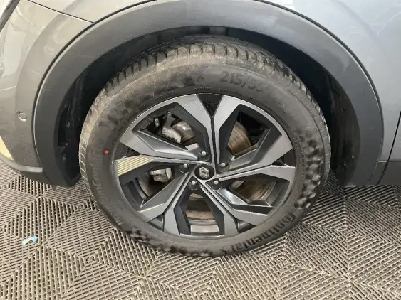 RENAULT ARKANA - voiture d'occasion - Photo 23