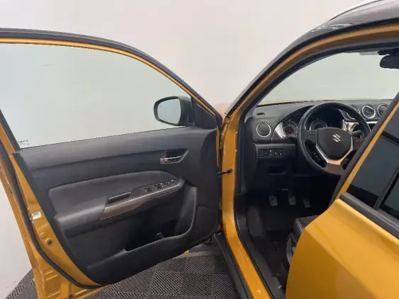 SUZUKI VITARA IV - voiture d'occasion - Photo 19