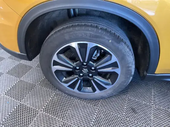 SUZUKI VITARA IV - voiture d'occasion - Photo 25