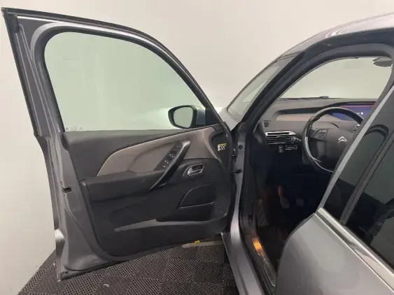 CITROEN C4 PICASSO II - voiture d'occasion - Photo 19