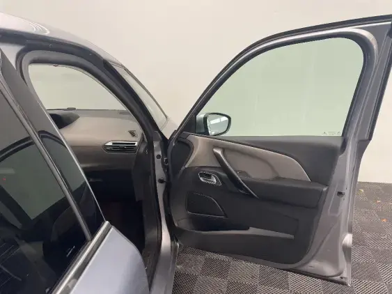 CITROEN C4 PICASSO II - voiture d'occasion - Photo 20