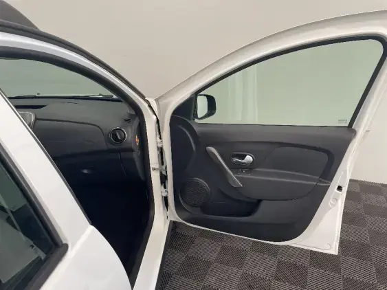 DACIA SANDERO II - voiture d'occasion - Photo 20