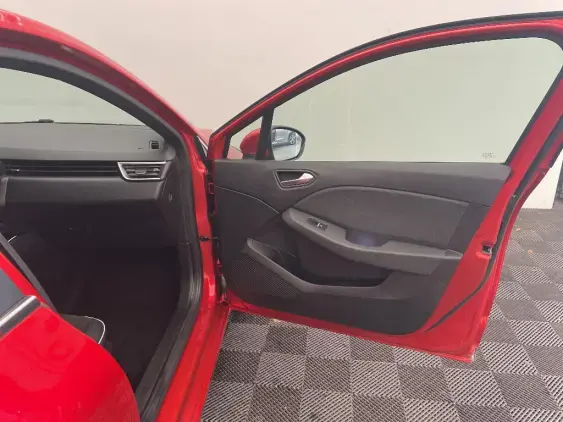 RENAULT CLIO V - voiture d'occasion - Photo 20