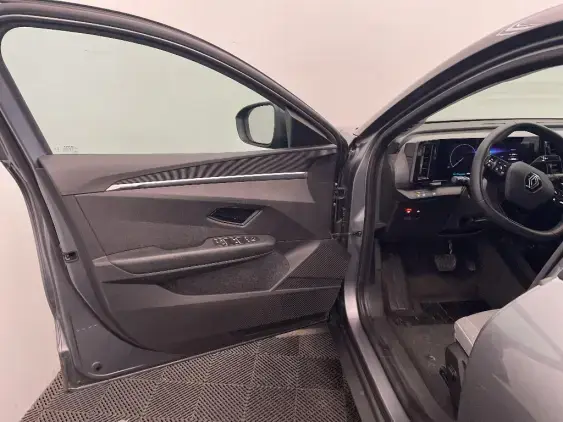 RENAULT MEGANE V - voiture d'occasion - Photo 19