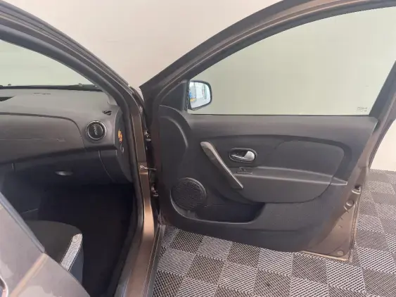 DACIA SANDERO II - voiture d'occasion - Photo 20