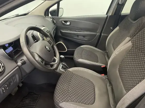 RENAULT CAPTUR - voiture d'occasion - Photo 18