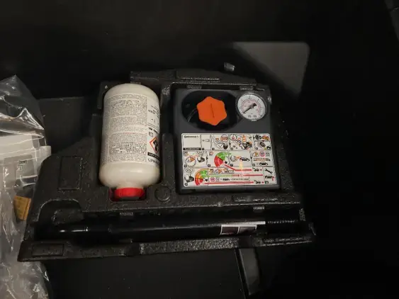 RENAULT SCENIC V ELECTRIQUE - voiture d'occasion - Photo 17