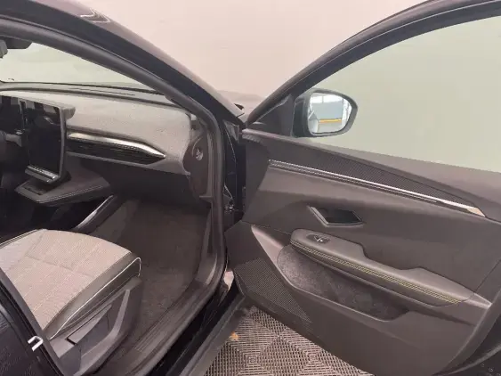 RENAULT SCENIC V ELECTRIQUE - voiture d'occasion - Photo 20