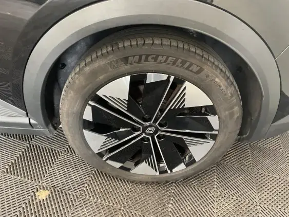 RENAULT SCENIC V ELECTRIQUE - voiture d'occasion - Photo 24