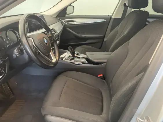 BMW SERIE 5 TOURING VI - voiture d'occasion - Photo 18