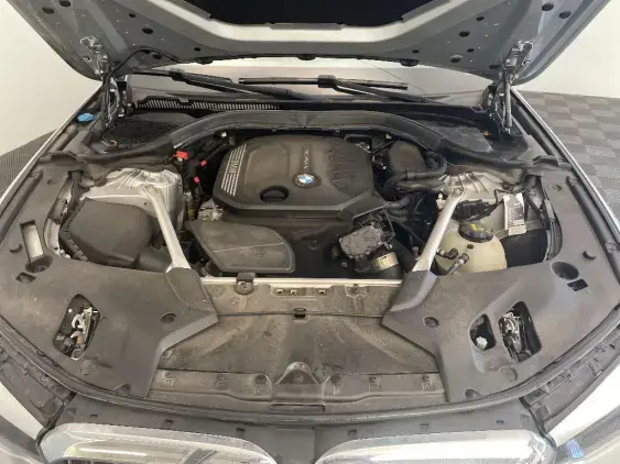 BMW SERIE 5 TOURING VI - voiture d'occasion - Photo 21