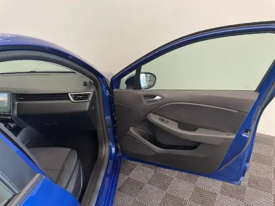 RENAULT CLIO V - voiture d'occasion - Photo 20